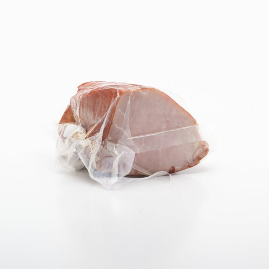 Remeselné brav. stehno údené bal.